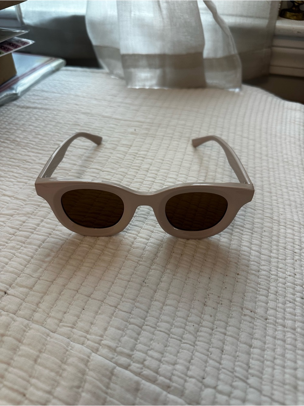 Women’s Beige Sunglasses - Unbranded polarized